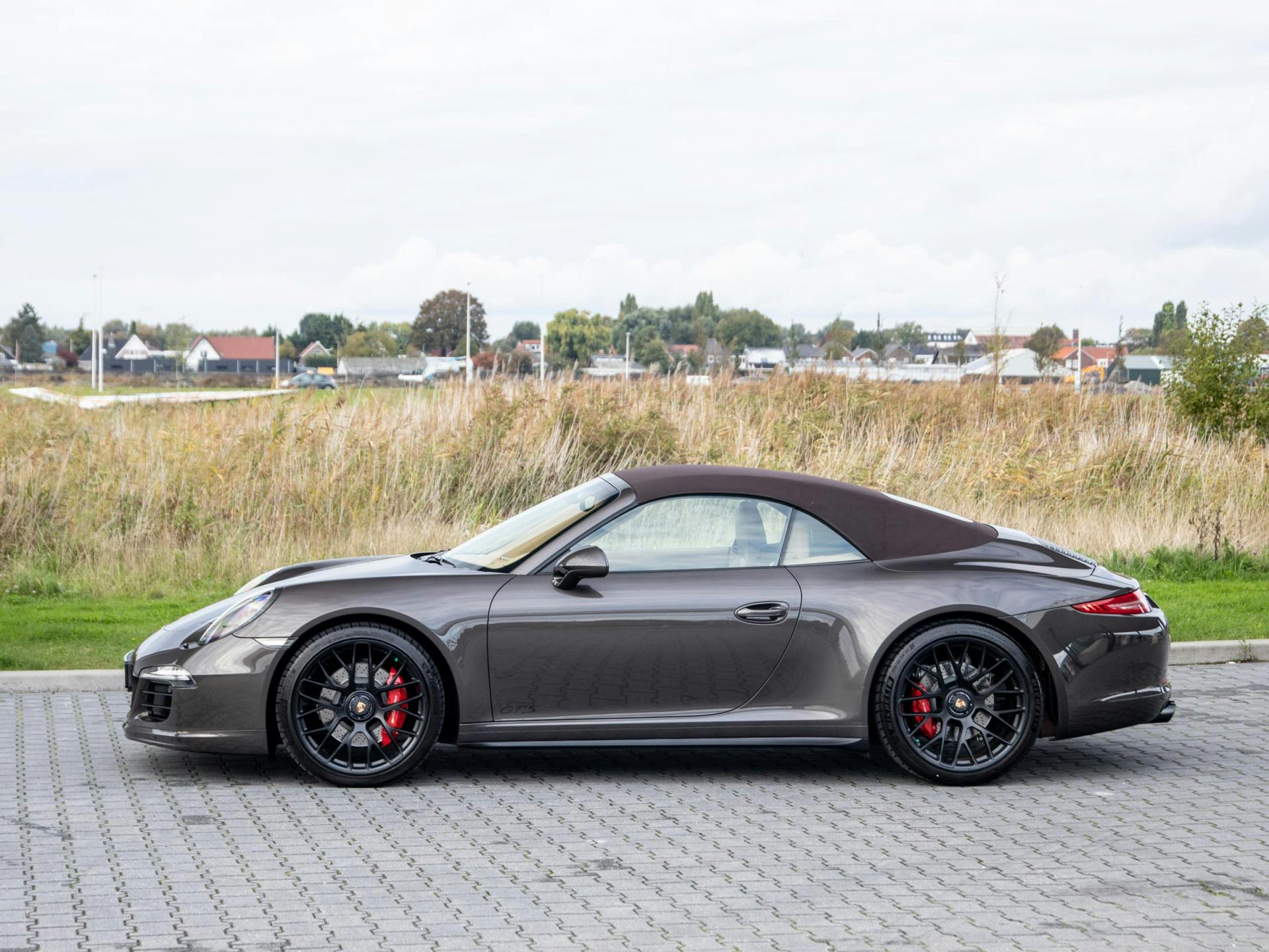 Porsche 911 Cabrio 3.8 Carrera 4 GTS | Bose | Sport Chrono | Carbon interieur pakket |